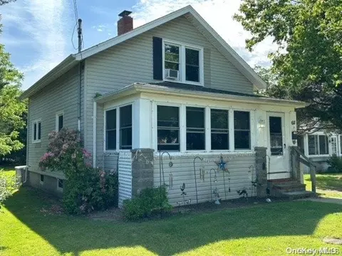330 Bailey Ave, Greenport, NY 11944