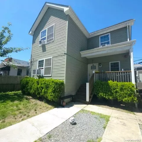 3042 Brighton 8 St, Brooklyn, NY 11235