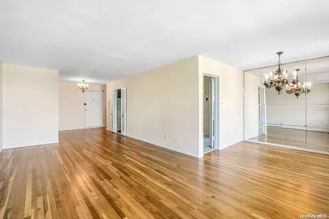 23-20 Bell Blvd #4H, New York, NY 11360