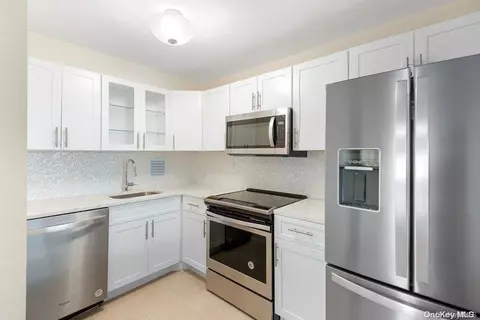 166-31 9th Ave #4B, New York, NY 11357