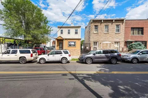 38-21 Woodside Ave, Woodside, NY 11377