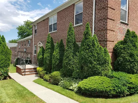 35-45 204th St #399, Bayside, NY 11361