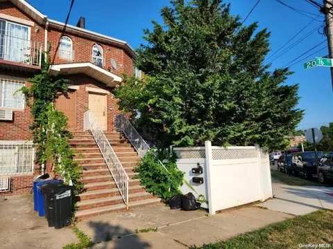 19-79 76th St, New York, NY 11370