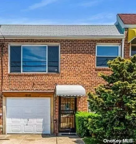 52-23 74th St, Elmhurst, NY 11373