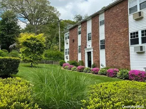 140 Church St #1A, Kings Park, NY 11754