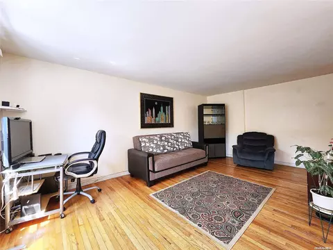 105-21 66th Ave #5B, New York, NY 11375