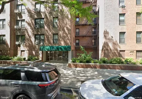 33-26 92 St #4N, Jackson Heights, NY 11372