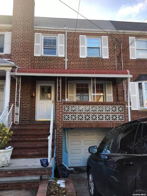 12-06 117th St, New York, NY 11356