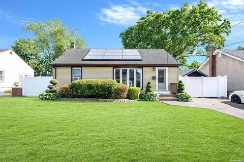 112 E Booker Ave, Wyandanch, NY 11798