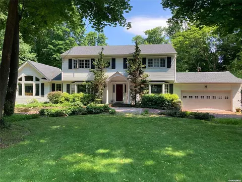 284 Ocean Ave, Northport, NY 11768