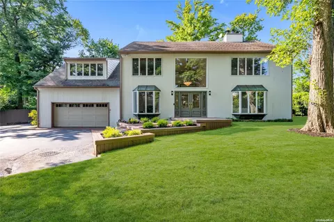 59 Colonial Dr, North Hempstead, NY 11030
