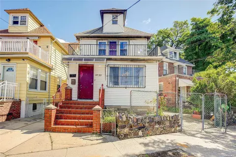 131-45 Kew Gardens Rd, New York, NY 11418