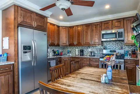 207-16 32nd Ave, New York, NY 11361