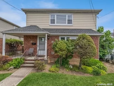 83 Gibson Blvd, Valley Stream, NY 11581