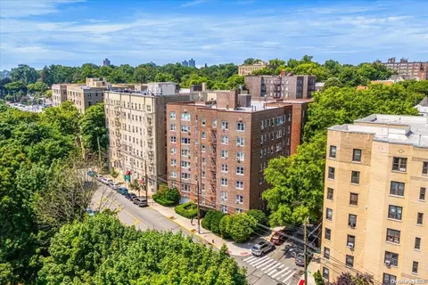 4265 Webster Ave #4G, New York, NY 10470