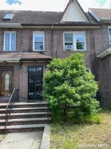 83-36 63rd Ave, Middle Village, NY 11379