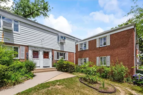 226-29 Manor Rd #LOWR, New York, NY 11427