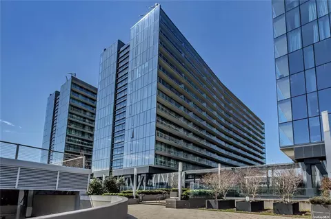 131-03 40th Rd #8D, Flushing, NY 11354