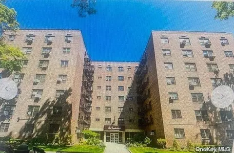 87-40 Francis Lewis Blvd #A45, New York, NY 11427