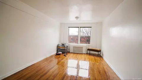78-06 Main St #3J, Flushing, NY 11367
