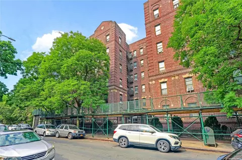 34-20 83rd St #5H, New York, NY 11372