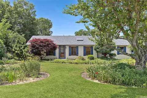 439 Tuthills Ln, Riverhead, NY 11901