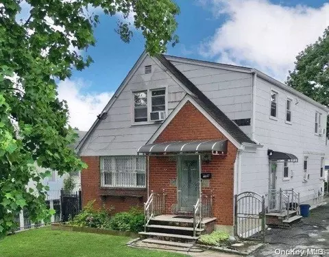 138 Cherry Ln, Floral Park, NY 11001