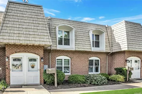 175 Main Ave #177, Wheatley Heights, NY 11798