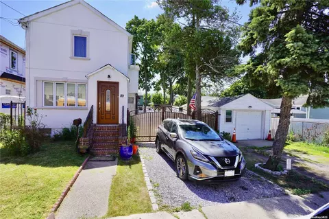 89 Marguerite Ave, Elmont, NY 11003