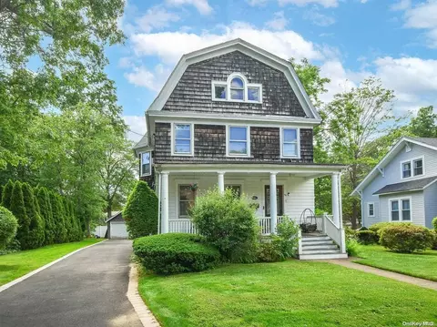 49 Franklin Ave, Glen Cove, NY 11542