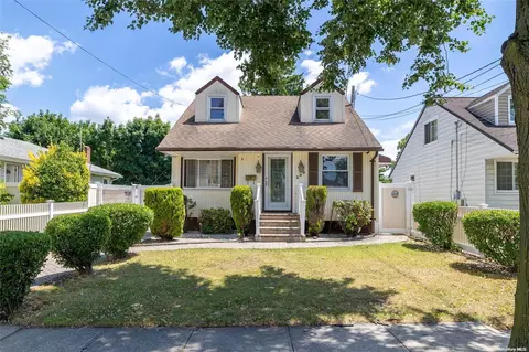 259 Kennedy Ave, Hempstead, NY 11550