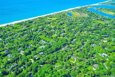 107 Georgica Rd, East Hampton, NY 11937