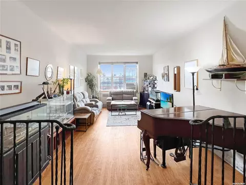 35-25 77 St #B65, New York, NY 11372