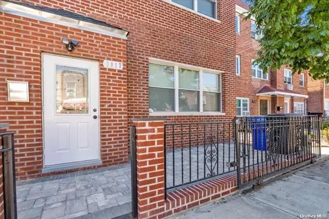30-17 47th St, New York, NY 11103
