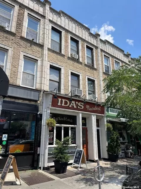 43-13 Queens Blvd, New York, NY 11104