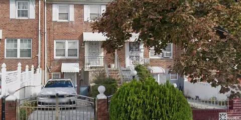 222-31 141st Rd, New York, NY 11413