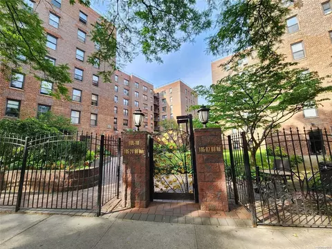 10520 66 Ave #3C, New York, NY 11375