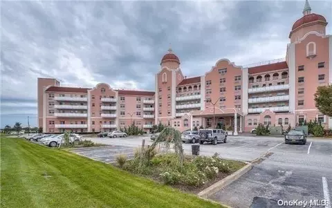 2 Richmond Rd #6T, Lido Beach, NY 11561