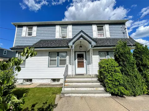 16 Savoy Ave, Elmont, NY 11003