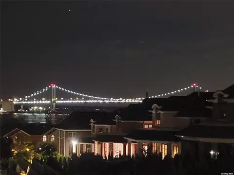View/Area - 150-26 Sullivan Dr, New York, NY 11357 photo 1 of 1