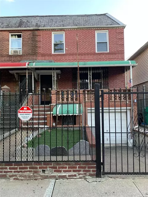 42-42 Gleane St, Elmhurst, NY 11373