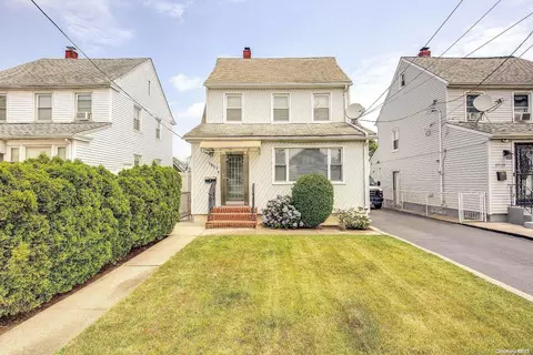 89-57 218th Pl, New York, NY 11427