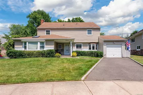 1047 Magnolia, Woodmere, NY 11598