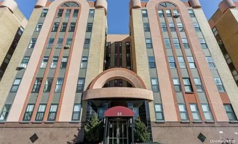 25 W Broadway #602, Long Beach, NY 11561