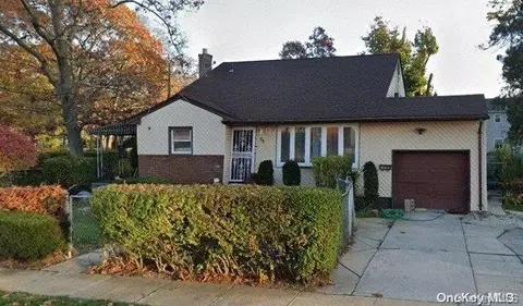 80 Bennett Ave, Roosevelt, NY 11575