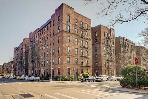 167-10 Crocheron #1P, Flushing, NY 11358