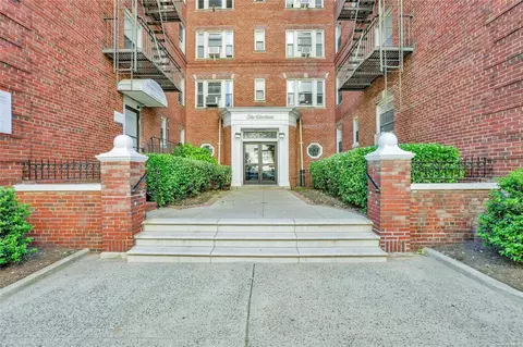 108-25 72nd Ave #4F, New York, NY 11375