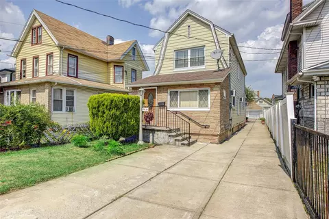 88-27 196th St, New York, NY 11423