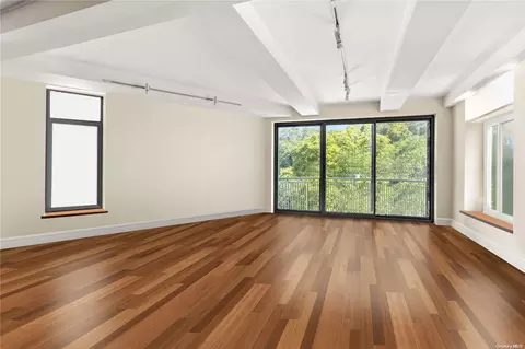 346 Coney Island Ave #301, Brooklyn, NY 11218