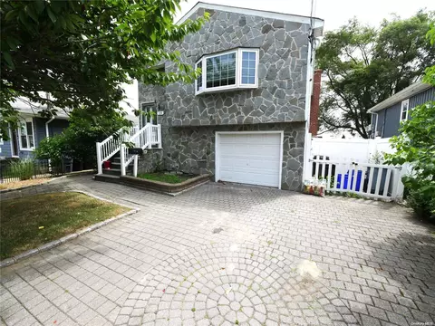 120 Coolidge Ave, Amityville, NY 11701